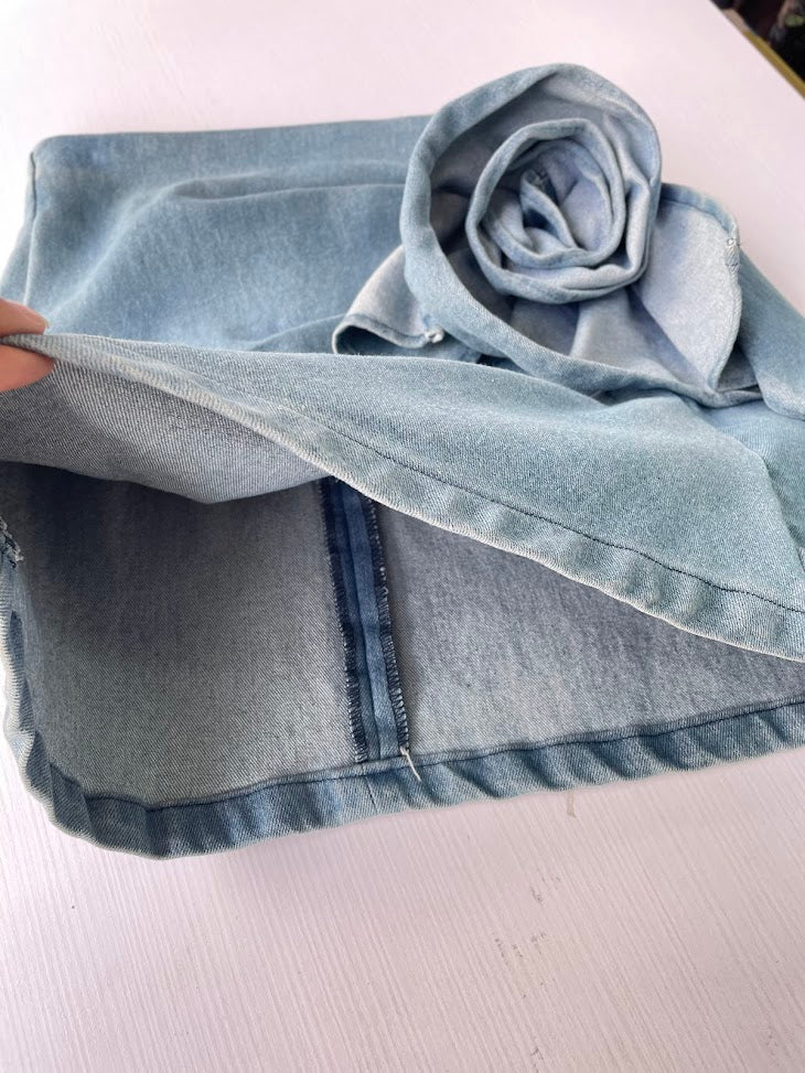 FALDA DENIM DISEÑO FLOR