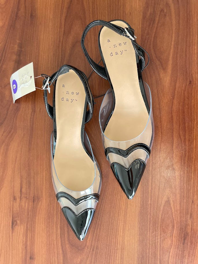 TACON NEGRO CORAZON PUNTA